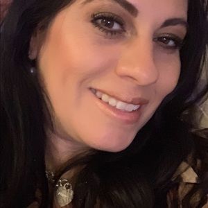 Meet your Posher, Hilda